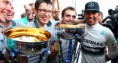 /album/mercedes/lewis-hamilton-3224635-jpg/